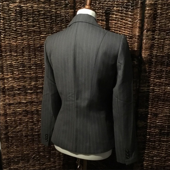 TAHARI - Picture 7 of 13